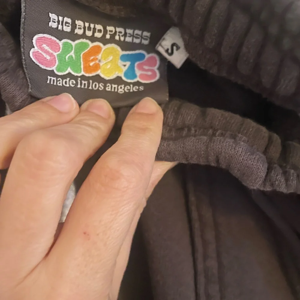 Big Bud Press Sweatshirt & Sweatpants - Picture 8 of 8